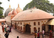 GUWAHATI, DEC 5 (UNI):- Devotees visit at Maa Kamakhya temple for worship in Guwahati on Tuesday. UNI PHOTO-96U GUWAHATI, DEC 5 (UNI):- Devotees visit at Maa Kamakhya temple for worship in Guwahati on Tuesday. UNI PHOTO-96U