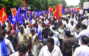 BHUBANESWAR, July 16 (UNI):- Activists of Odisha Leftist party union stage demonstration against girl self-immolated alleged sexual harassment along with their 5-point charter of demands, in Bhubaneswar on Wednesday. UNI PHOTO - 105U BHUBANESWAR, July 16 (UNI):- Activists of Odisha Leftist party union stage demonstration against girl self-immolated alleged sexual harassment along with their 5-point charter of demands, in Bhubaneswar on Wednesday. UNI PHOTO - 105U